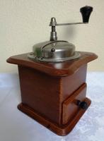 R. Zassenhaus, Mefa - Koffiemolen (2) - schootmodel - IJzer,