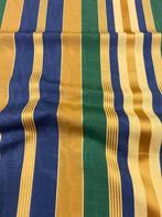 Prestigieuze jacquardstoffen met verticale strepen ( 270 +