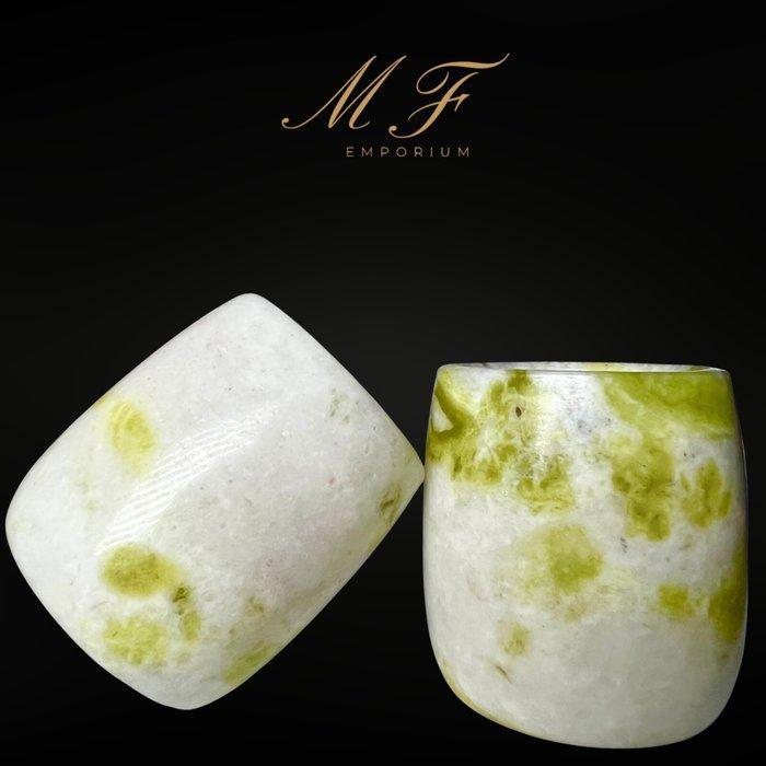 Prachtig glas voor sterke drank in Jade lemon Kom - Hoogte:, Verzamelen, Mineralen en Fossielen