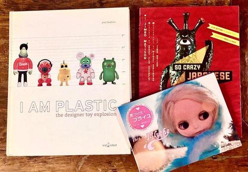 I Am Plastic: The Designer Toy Explosion/So Crazy Japanese, Antiquités & Art, Antiquités | Autres Antiquités