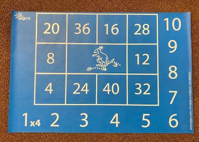 Jegro Hinkelmat tafel van 4, Livres, Livres scolaires, Envoi