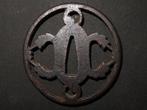 Katana - Fer forgé - Myoga Sukashi Tsuba : C5-13 - Japon -, Antiek en Kunst