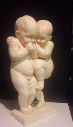 Statue, Kinderen bij de fontein - 51 cm - Plâtre, Antiek en Kunst