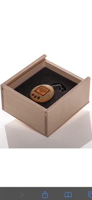 Imbue (1988) - Tamagotchi (Nothing Lasts Forever), Antiquités & Art, Art | Objets design