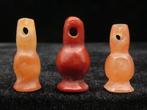 Oud-Egyptisch Jasper en Carnelian Poppy Flower amuleet 3x -
