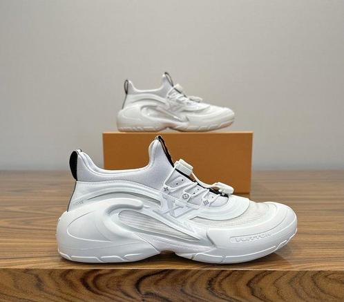 Louis Vuitton - Barracuda - Sneakers - Taille : EU 41, Kleding | Heren, Schoenen