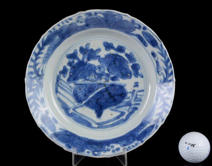 Een grote Chinese blauw-witte Mand met bloemen. -, Antiek en Kunst, Antiek | Overige Antiek