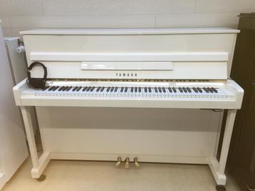 Piano Yamaha Silent blanc Garantie: 10 ans Pianos Michiels