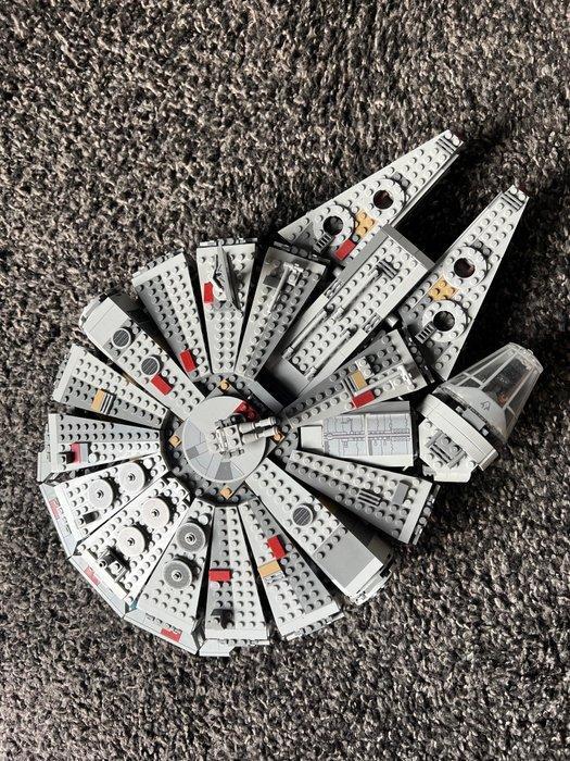 Lego Set - 75105 - Star Wars - Millenium Falcon, Kinderen en Baby's, Speelgoed | Duplo en Lego