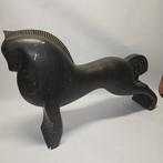 Eerste helft 20e eeuw - Beeld, Wooden Horse - 39 cm - Gips