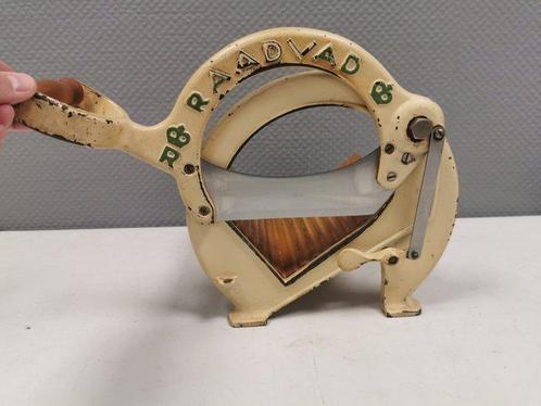Raadvad - Ove Larsen - Broodsnijmachine - 294 - Hout, IJzer,, Antiek en Kunst, Antiek | Keukengerei