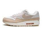 Nike Air Max 1 Sanddrift - Maat 45 EU, Kleding | Heren, Schoenen, Ophalen of Verzenden, Nieuw