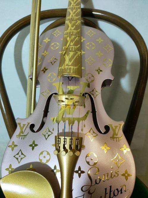 fp pop art - Louis vuitton violon rose metalic, Antiek en Kunst, Kunst | Designobjecten