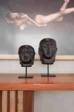 Beeld, NO RESERVE PRICE - Javanese Budha Head on a custom, Antiek en Kunst