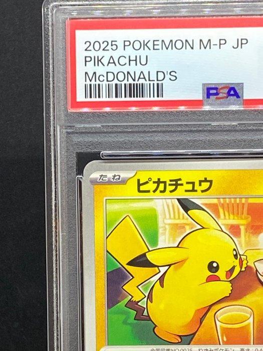 Pokémon - 1 Graded card - Pikachu Mcdonalds Promo 020/M-P, Hobby en Vrije tijd, Verzamelkaartspellen | Pokémon