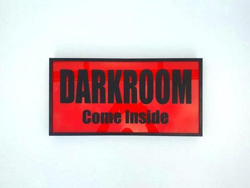 Enseigne lumineuse - Panneau publicitaire Darkroom, entrez, Antiek en Kunst, Antiek | Wandborden en Tegels