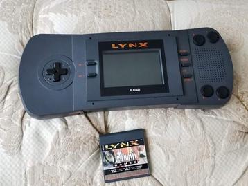 Atari - Lynx - model 1 with games - California Games,