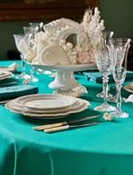 Tafelkleed voor grote tafels, met een elegante groene kleur.