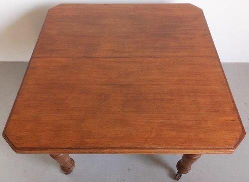 Eettafel - Eik, Koper - Inclusief slinger, Antiek en Kunst, Curiosa en Brocante