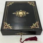 Doos - Verguld messing, Ebbenhout, Antiek en Kunst