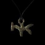 Ancient Luristan Brons Amulet hanger in een zeldzame