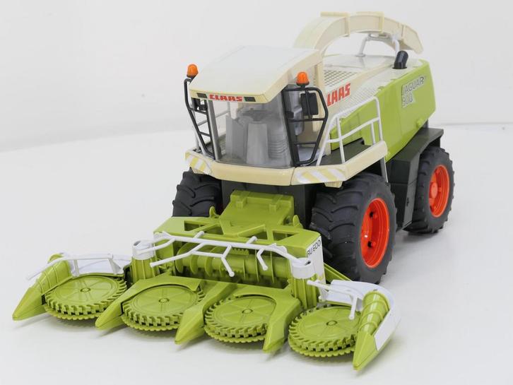 Schaal 1:16 Bruder 2131 Claas Jaguar 900 maishakselaar #6656, Hobby en Vrije tijd, Modelauto's | Overige schalen, Gebruikt, Ophalen of Verzenden