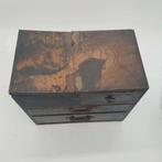 Antique - Doos - Hout, IJzer - Houten naaidoos