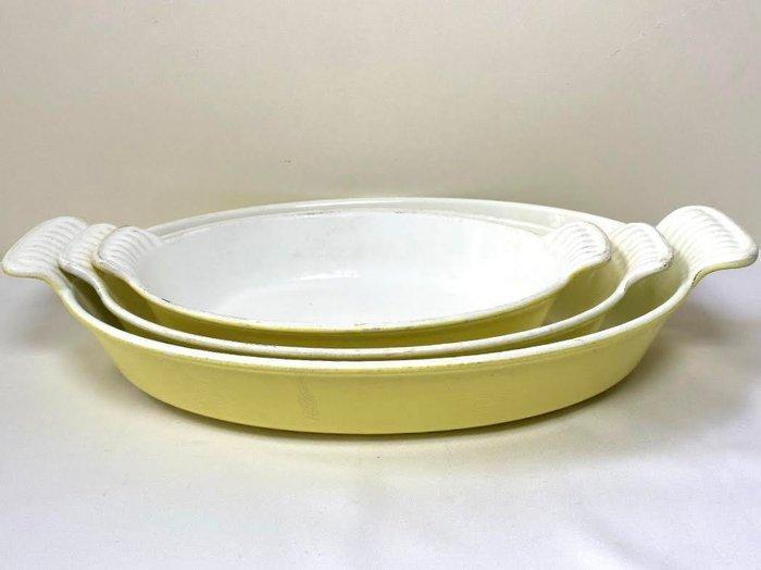 Le Creuset - Ovenschaal (3) - Emaille fonte, Antiek en Kunst, Antiek | Keukengerei