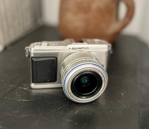 Olympus E-P1 + 14-42mm Appareil photo numérique, Audio, Tv en Foto, Fotocamera's Digitaal