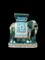 Beeldje - Decoratieve olifant figuur - Keramiek