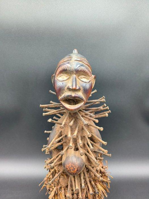 Nagelfetisj Nkisi Nkissi - Bakongo - DR Congo (Zonder, Antiek en Kunst, Kunst | Niet-Westerse kunst