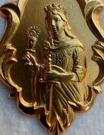 Pendentif en forme de médaillon - 19,2 carats Or jaune, Bijoux, Sacs & Beauté