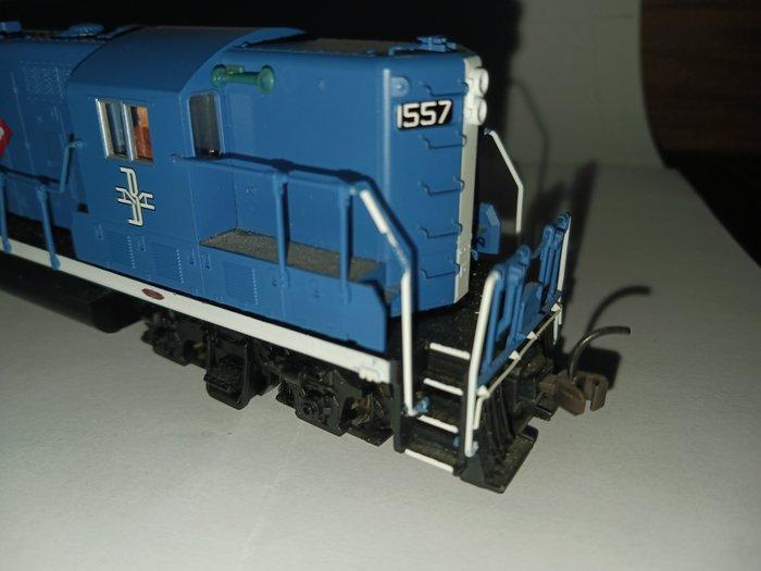 Atlas H0 - 8423 - Diesellocomotief (1) - DCC Sound - Boston, Hobby & Loisirs créatifs, Trains miniatures | HO