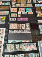 Wereld - Groot verzameling wereld postzegels (postfris en, Gestempeld