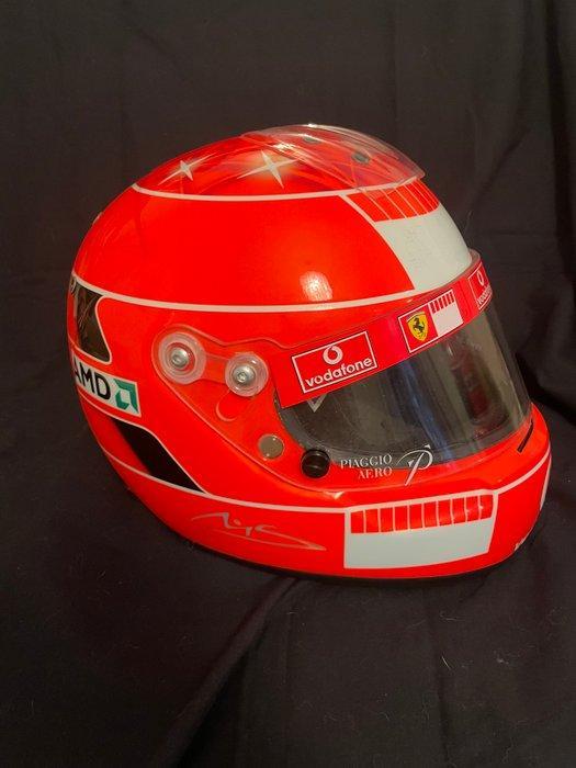 Michael Schumacher - 2005 - Replica helm, Verzamelen, Automerken, Motoren en Formule 1