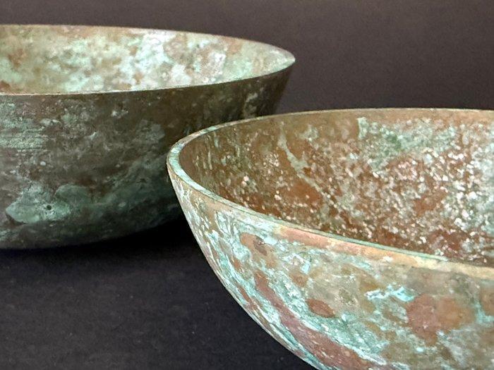 Klankschaal (3) - Gepatineerde bronslegering (koper, brons,, Antiek en Kunst, Antiek | Overige Antiek