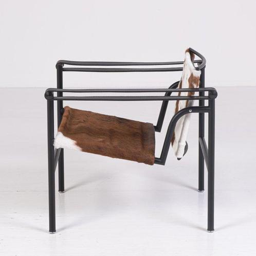 Cassina - Charlotte Perriand, Le Corbusier, Pierre Jeanneret, Antiek en Kunst, Kunst | Designobjecten