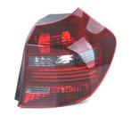 FEU LED DROIT BMW E81 E87 LCI 07-12 ROUGE FUMÉ, Verzenden