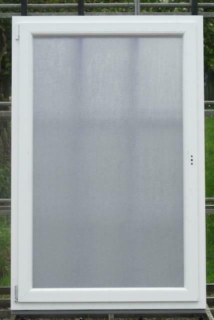 pvc raam , chassis 110 x 169   wit  met mat glas, Doe-het-zelf en Bouw, Raamkozijnen en Schuifdeuren, Inclusief glas, Nieuw, Kunststof