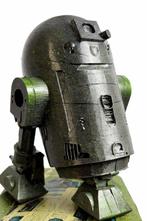 Daluxe Art - 1999 • Star Wars – R2-D2 Display
