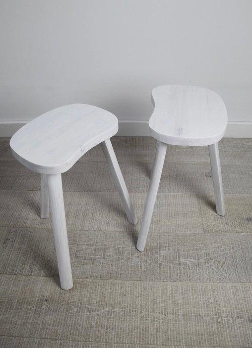 Kruk - Hout - Pair of tripod stools, Antiek en Kunst, Curiosa en Brocante