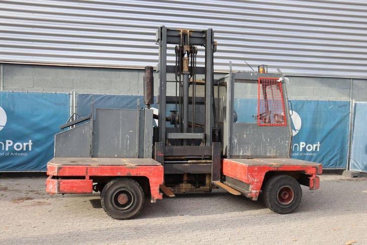 Veiling: Zijlader Battioni&Pagani HT5C Diesel 5000kg 4.5m 19, Zakelijke goederen, Machines en Bouw | Heftrucks en Intern transport