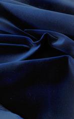 Dedar - Zacht en consistent fluweel DEDAR blauw artikel