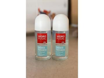 Veiling - 2x HIDROFUGAL DEO SHOWER FRESHNESS ROLL-ON beschikbaar voor biedingen