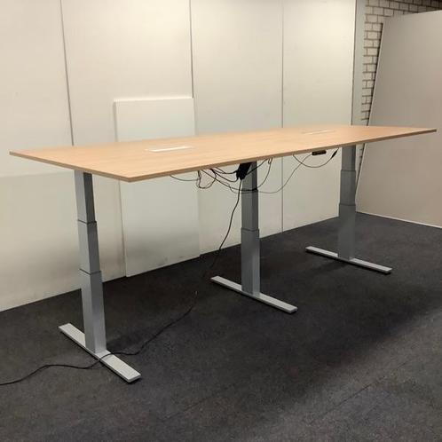 Tweedehands wini Winea Pro zit-sta elektrisch vergadertafel, Huis en Inrichting, Bureaus, Stabureau, Gebruikt, Elektrisch