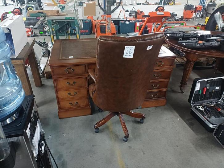 Online veiling: Bureau met Stoel Klassiek Look, Huis en Inrichting, Bureaus, Bureau, Gebruikt