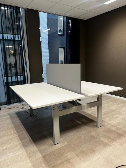 Ahrend Duo Zit Sta Bureaus - Refurbished, Huis en Inrichting, Bureaus, Stabureau, Nieuw, Elektrisch