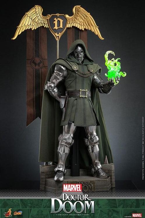 Marvel Comic Masterpiece Action Figure 1/6 Doctor Doom 33 cm, Verzamelen, Film en Tv, Ophalen of Verzenden