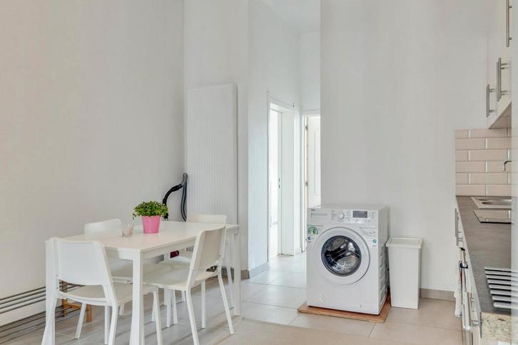 Appartement aan Avenue Émile Verhaeren, Schaerbeek, Immo, Appartements & Studios à louer