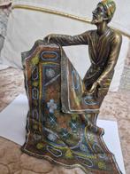 Beeld, Vienna Bronze Oriental Carpet Seller – Signed Bergman, Antiek en Kunst